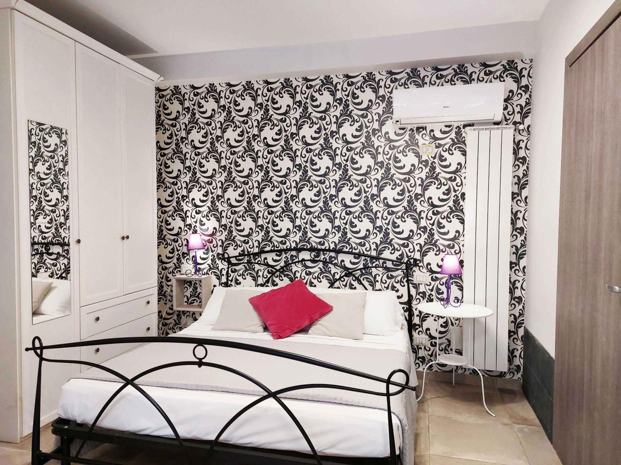 Sweet Home & Wellness Luxury Apartment Nettuno Exteriör bild